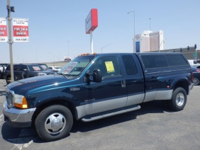 1999 Ford F350 Super Duty Super Cab XLT 8 ft