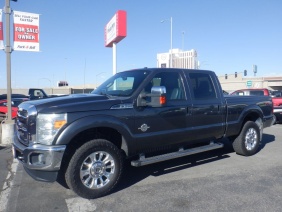 2016 Ford F350 Super Duty Crew Cab Lariat 6 3/4 ft